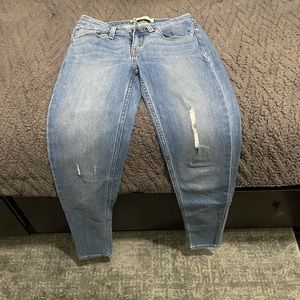 Levi’s skinny jeans size 26